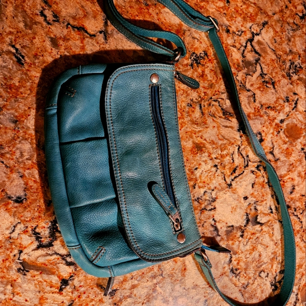 Fossil cross body aquamarine color